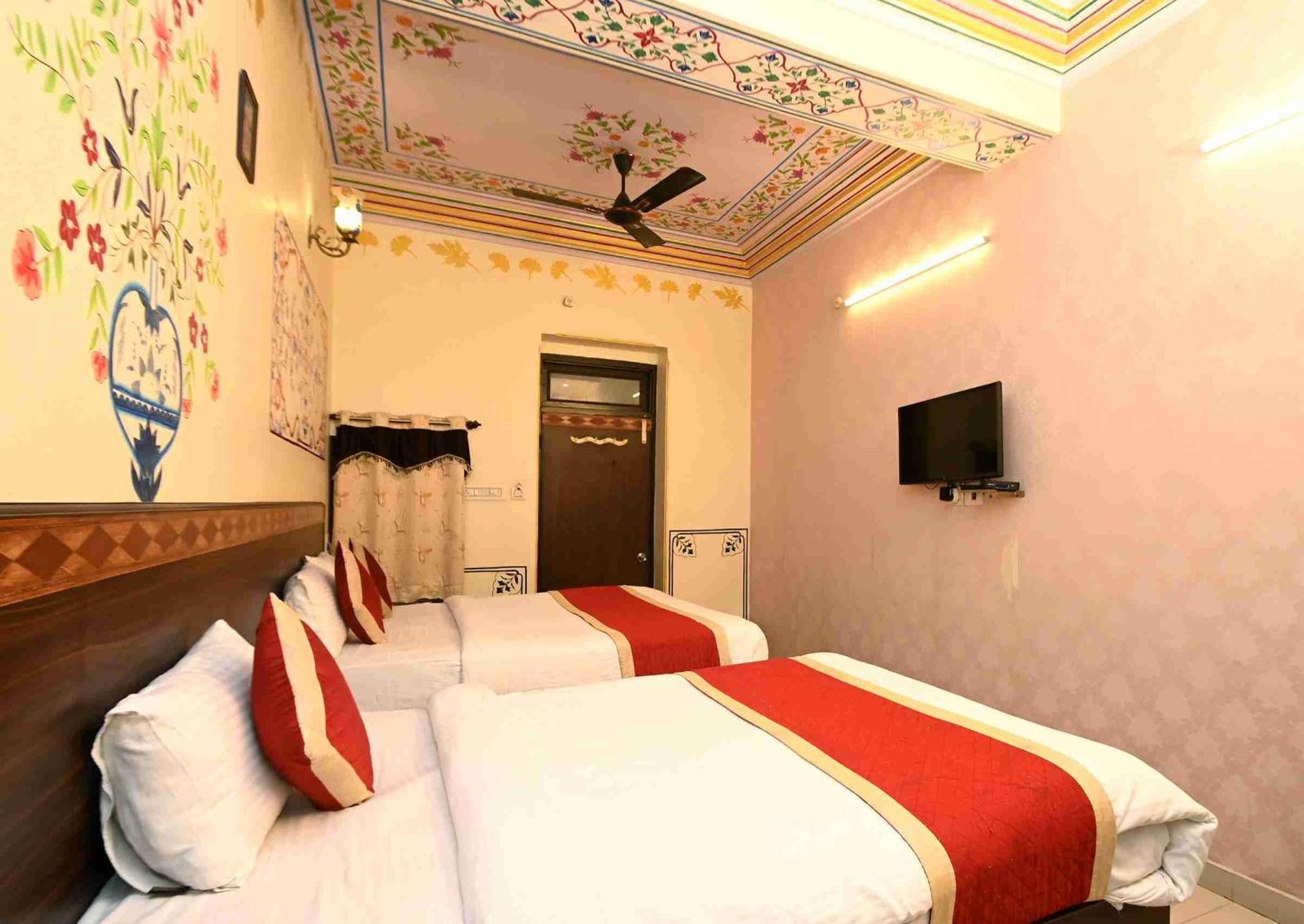 Virasat Mahal Heritage Hotel Jaipur Bagian luar foto