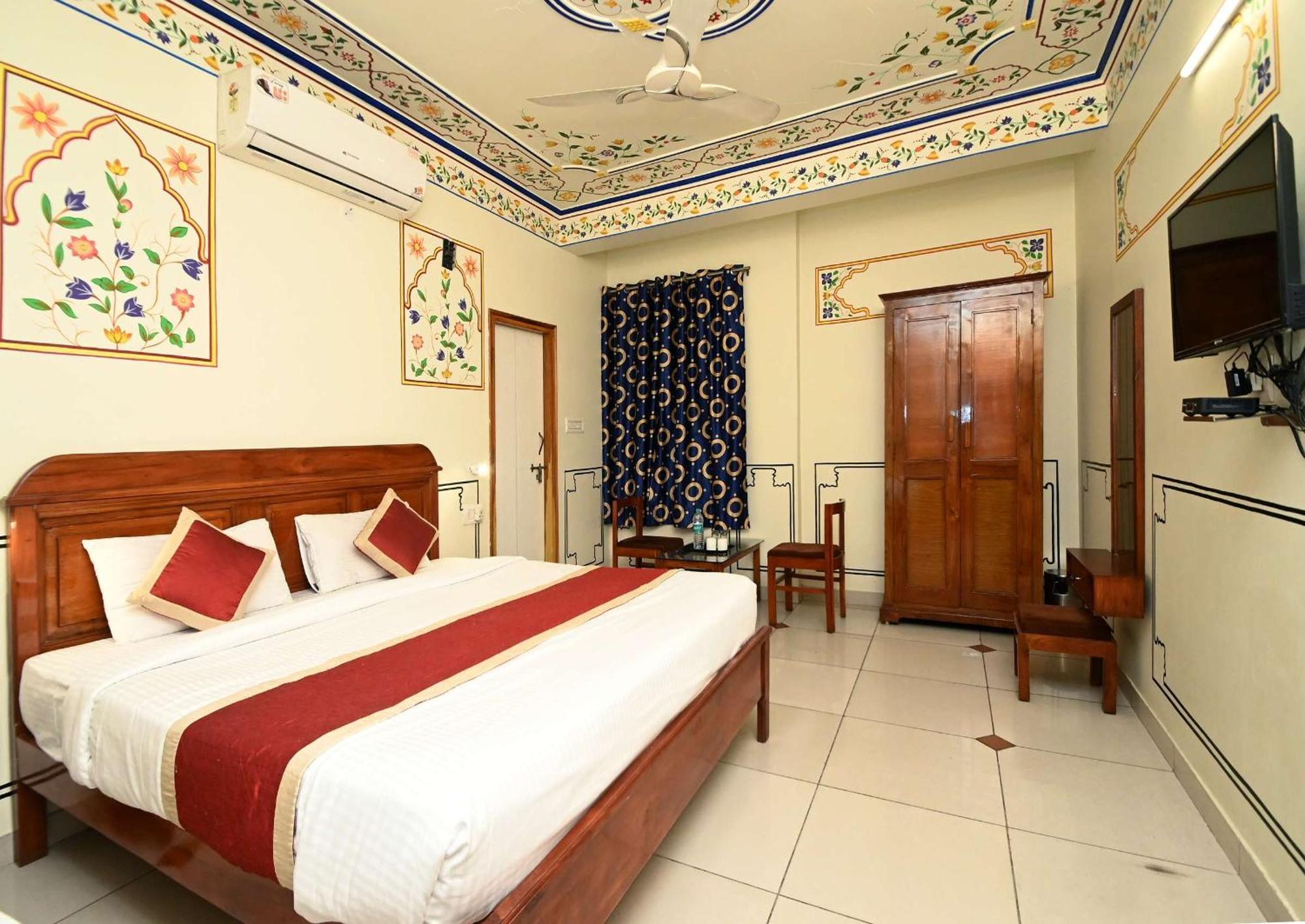 Virasat Mahal Heritage Hotel Jaipur Bagian luar foto