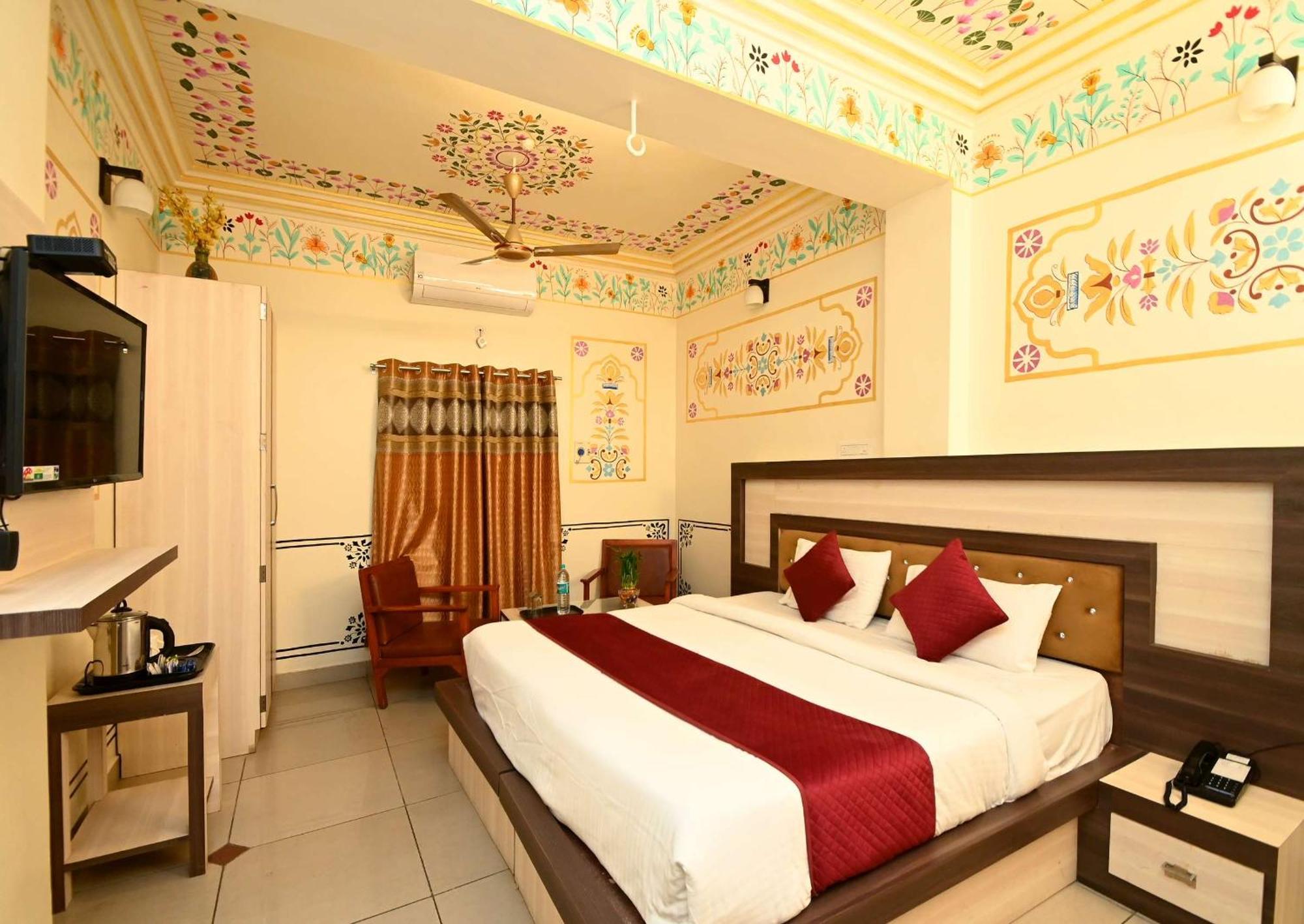 Virasat Mahal Heritage Hotel Jaipur Bagian luar foto