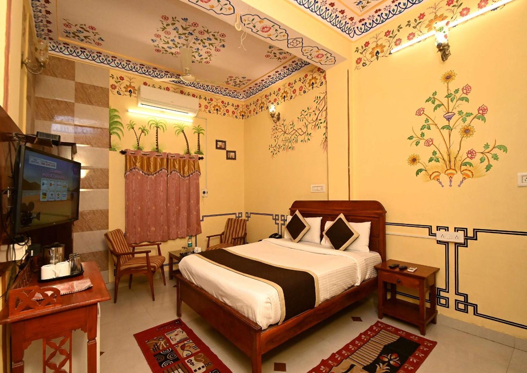 Virasat Mahal Heritage Hotel Jaipur Bagian luar foto